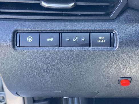 Used 2021 Nissan Altima 2.5 Platinum AWD/4WD image 19
