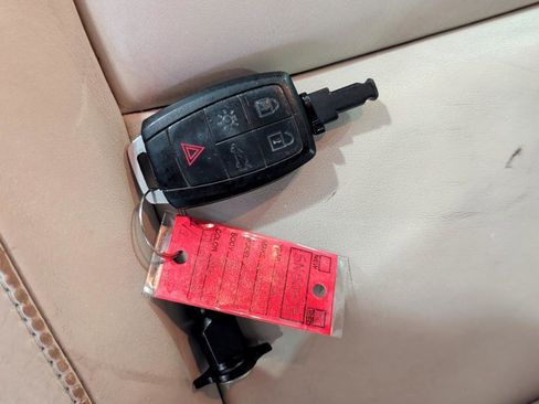 Used 2013 Volvo C70 T5 FWD image 30