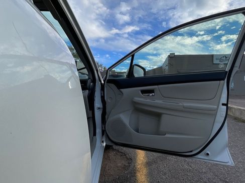 Used 2013 Subaru Impreza 2.0i Limited image 11