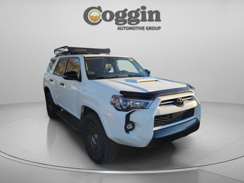 Used 2021 Toyota 4Runner Venture image 5