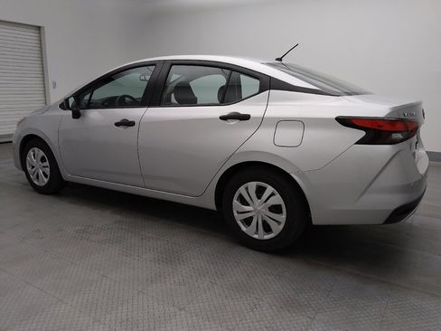 Used 2024 Nissan Versa S FWD image 3