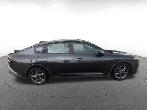 Used 2025 Kia K4 LXS FWD image 10