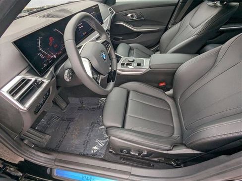 Certified 2025 BMW 330i Sedan w/ Convenience Package RWD image 17