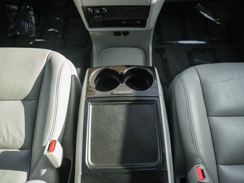 Used 2018 Toyota Sienna XLE Premium image 29