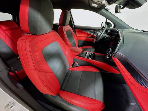 Used 2024 Chevrolet Blazer EV RS image 26