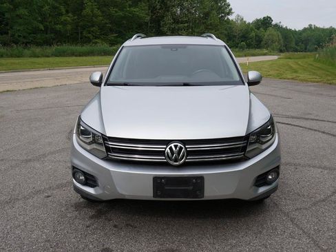 Used 2016 Volkswagen Tiguan SE FWD image 8