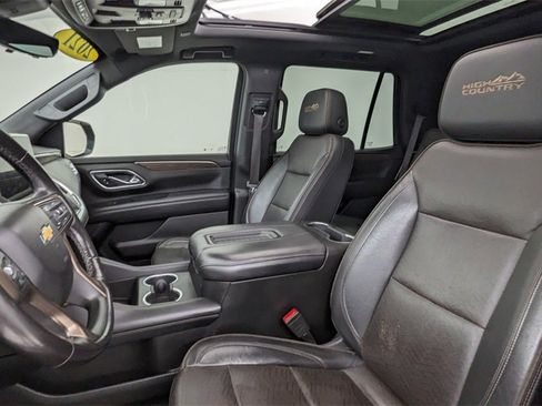 Used 2021 Chevrolet Tahoe High Country w/ Premium Package image 2