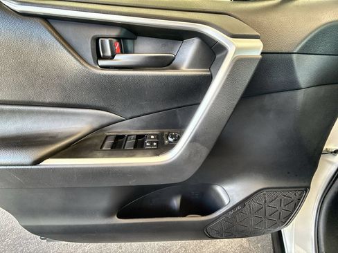Used 2025 Toyota RAV4 LE FWD image 12