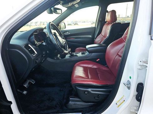 Used 2018 Dodge Durango SRT image 9
