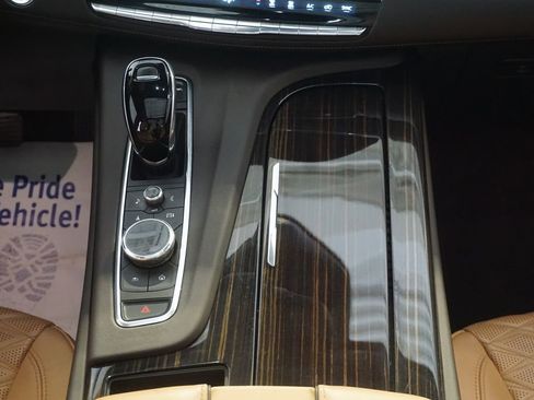 Used 2022 Cadillac Escalade Sport AWD/4WD image 33