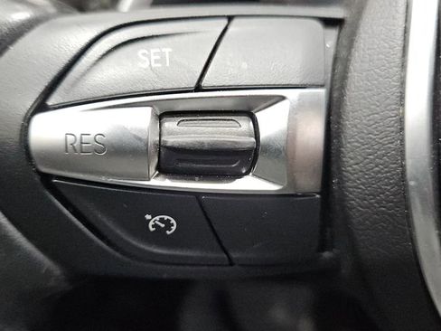 Used 2016 BMW 550i xDrive Sedan image 21