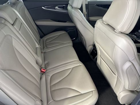 Used 2022 Lincoln Nautilus Reserve w/ Equipment Group 201A image 34