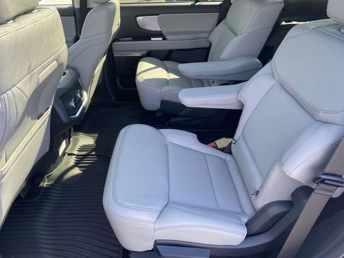 New 2025 Ford Expedition Max Active image 11