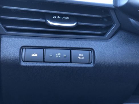 New 2025 Nissan Altima 2.5 SR w/ SR Premium Package image 33