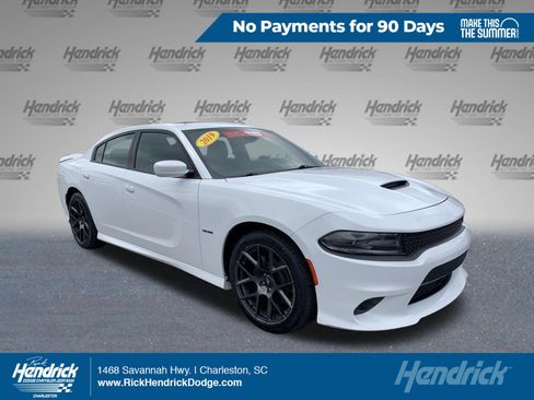 Used 2019 Dodge Charger R/T w/ Plus Group RWD image 1