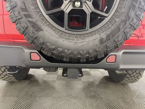 Used 2024 Jeep Wrangler Willys image 6