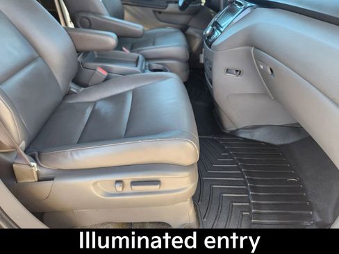 Used 2014 Honda Odyssey Touring image 18