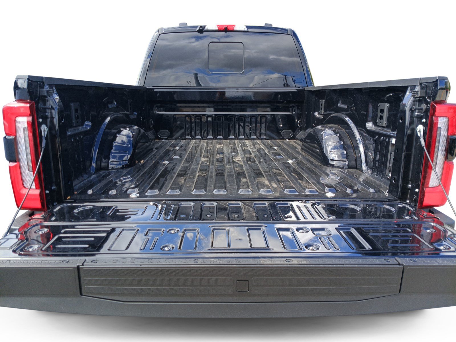 Used 2027 Ford F250 Platinum w/ Platinum Plus Package AWD/4WD image 18