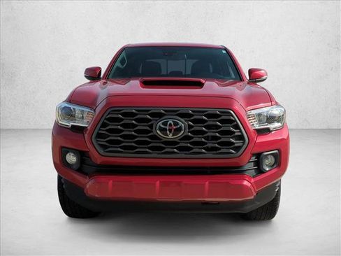 Used 2021 Toyota Tacoma TRD Sport w/ Technology Package AWD/4WD image 2