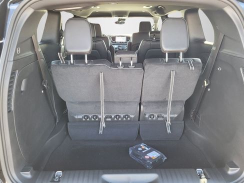 New 2026 Chrysler Pacifica Select FWD image 7