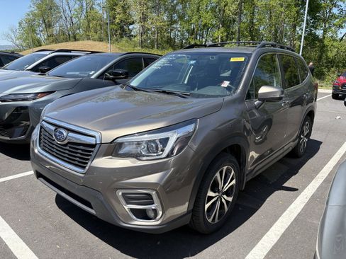 Used 2019 Subaru Forester Limited AWD/4WD image 3