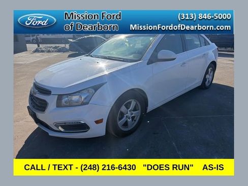 Used 2015 Chevrolet Cruze LT image 1