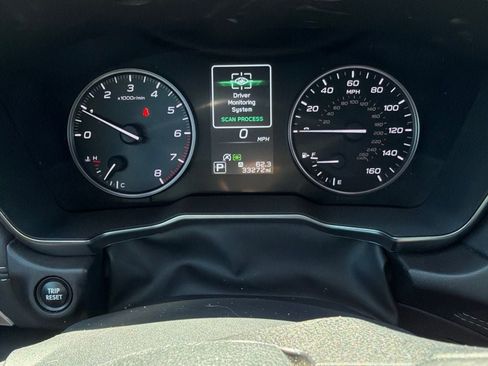 Used 2024 Subaru Outback Limited AWD/4WD image 5