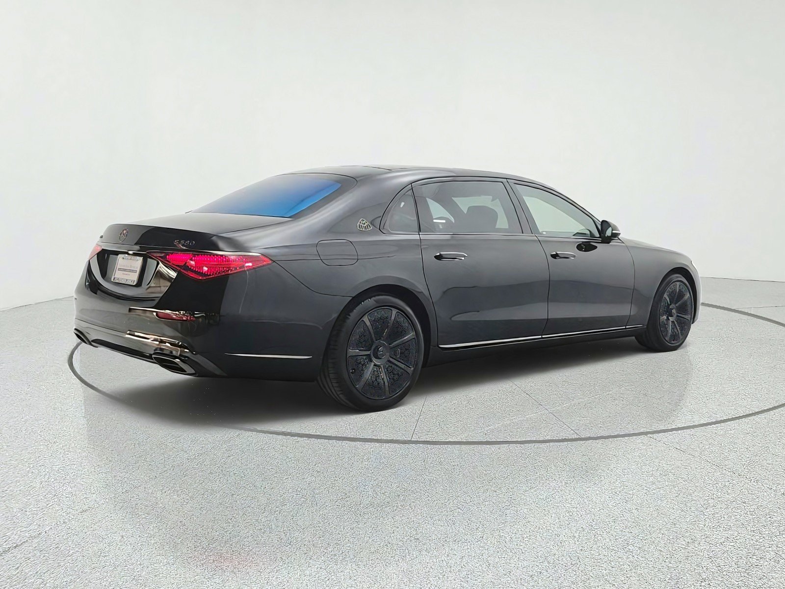 Certified 2025 Mercedes-Benz Maybach S 580 4MATIC image 5