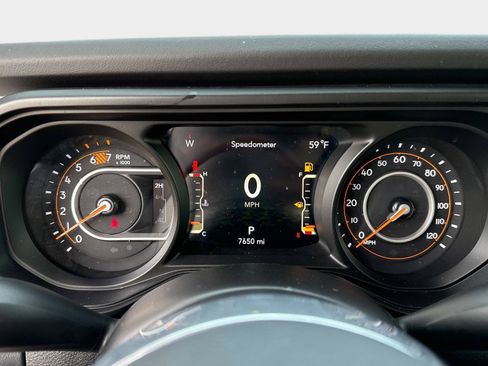 New 2025 Jeep Wrangler Sahara w/ Technology Group AWD/4WD image 26