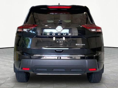 Used 2024 Nissan Rogue SV AWD/4WD image 6