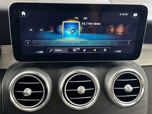 Certified 2022 Mercedes-Benz GLC 300 4MATIC image 22