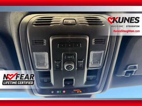 Used 2024 Cadillac Escalade ESV Premium Luxury image 37