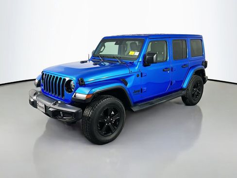 Used 2021 Jeep Wrangler Unlimited Sahara AWD/4WD image 3