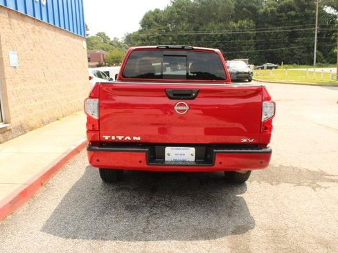 Used 2023 Nissan Titan SV RWD image 5