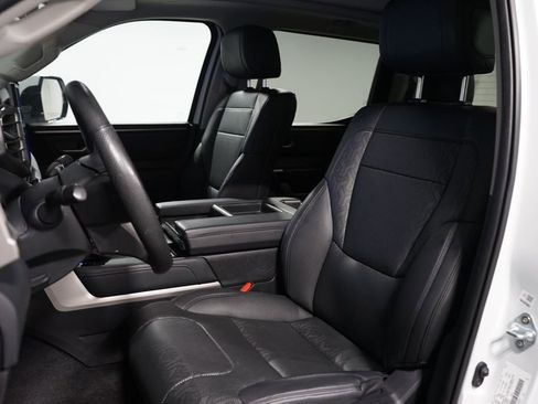 Used 2023 Toyota Tundra Limited w/ Power Package AWD/4WD image 28