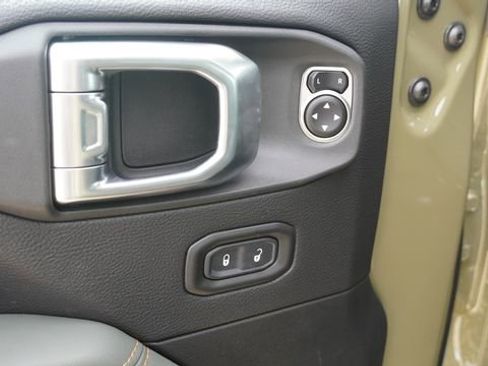 New 2026 Jeep Gladiator Mojave image 19