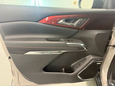 New 2026 Chevrolet Traverse Z71 w/ Enhanced Driving Package AWD/4WD image 14