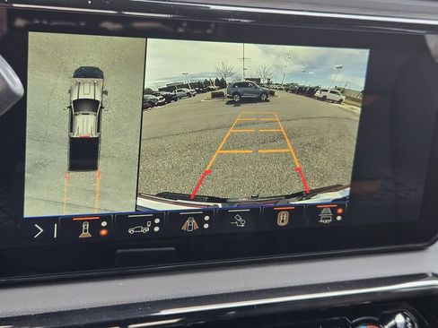 New 2026 GMC Sierra 2500 AT4 AWD/4WD image 30