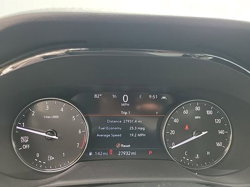 Used 2023 Buick Envision Essence image 29