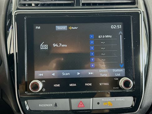 Used 2025 Mitsubishi Outlander Sport LE AWD/4WD image 19