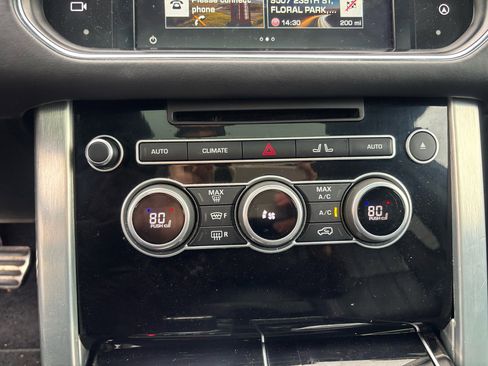 Used 2016 Land Rover Range Rover Long Wheelbase Supercharged image 10