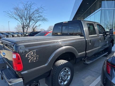 Used 2015 Ford F350 Lariat w/ Chrome Package image 4