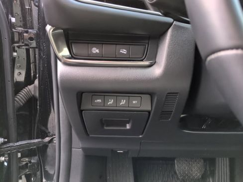 Certified 2025 MAZDA CX-30 AWD 2.5 S w/ Premium Package image 19