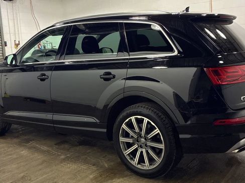 Used 2018 Audi Q7 3.0T Premium Plus w/ Premium Plus Package image 2