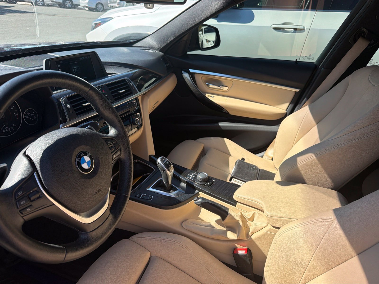Used 2018 BMW 330i Sedan RWD image 8