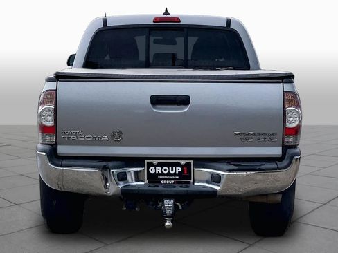 Used 2015 Toyota Tacoma PreRunner w/ SR5 Package image 4