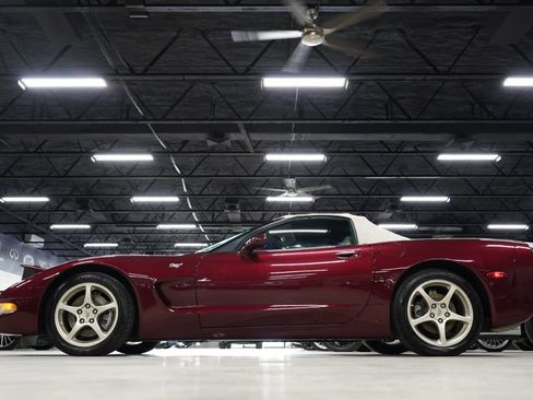 Used 2003 Chevrolet Corvette Convertible w/ Preferred Equipment Group1 RWD image 4