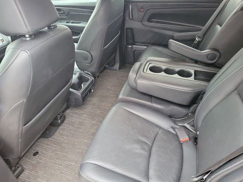 Used 2024 Honda Odyssey EX-L image 11