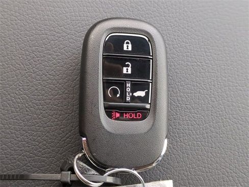 New 2025 Honda Pilot TrailSport image 27