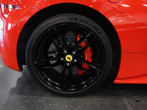 Used 2017 Ferrari 488 Spider RWD image 14